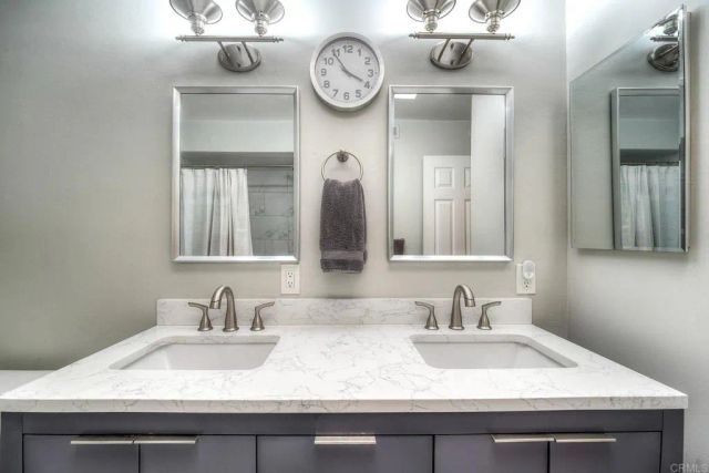 1011 Monterey Vista Way, Encinitas, CA 92024