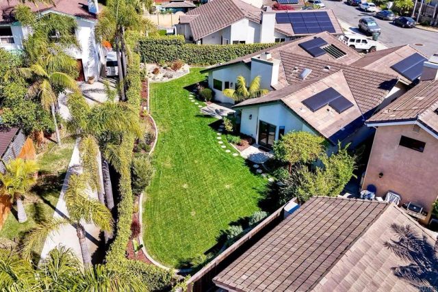 1011 Monterey Vista Way, Encinitas, CA 92024