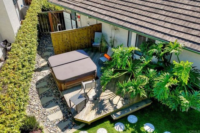 1011 Monterey Vista Way, Encinitas, CA 92024