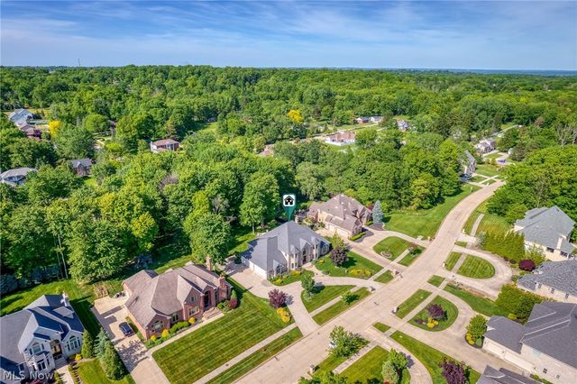 298 Village Drive, Broadview Heights, OH 44147