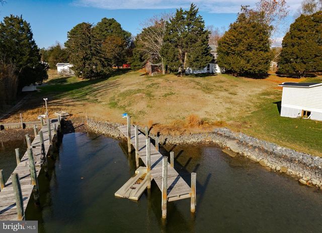 610 ROLLING HILLS RD, Solomons, MD 20688