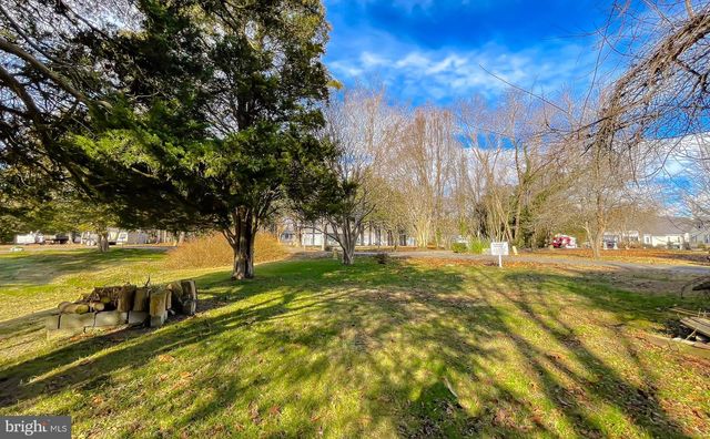 610 ROLLING HILLS RD, Solomons, MD 20688