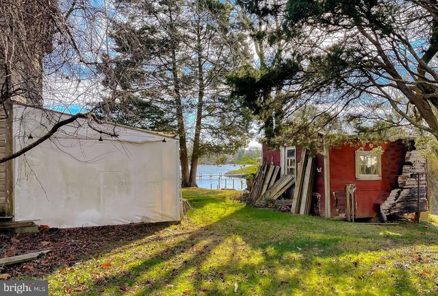 610 ROLLING HILLS RD, Solomons, MD 20688