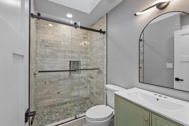 160 Merrimack St D, Lowell, MA 01852