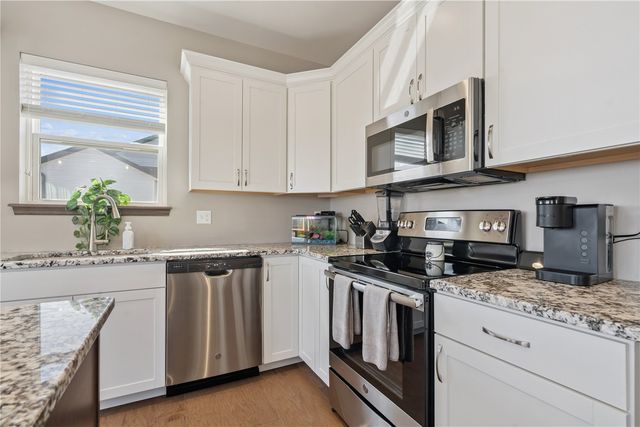 1903 Wycliffe Court SW, Cedar Rapids, IA 52404