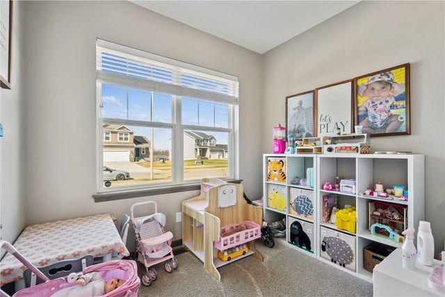 1903 Wycliffe Court SW, Cedar Rapids, IA 52404