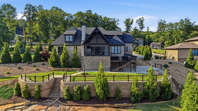 8008 Mountain Laurel Trail, Signal Mountain, TN 37377