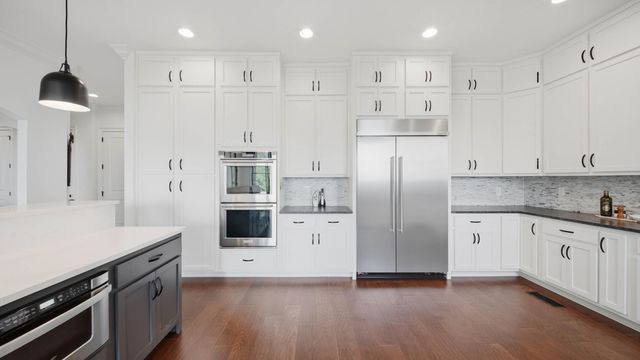 8008 Mountain Laurel Trail, Signal Mountain, TN 37377
