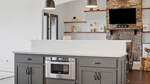8008 Mountain Laurel Trail, Signal Mountain, TN 37377