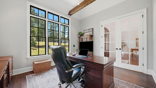 8008 Mountain Laurel Trail, Signal Mountain, TN 37377