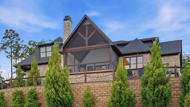 8008 Mountain Laurel Trail, Signal Mountain, TN 37377