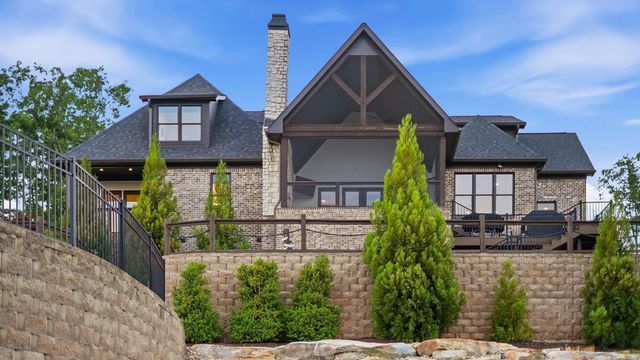 8008 Mountain Laurel Trail, Signal Mountain, TN 37377