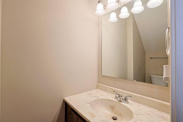 166 Steeleway Farm Court, Crestview Hills, KY 41017