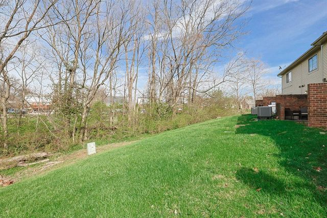 166 Steeleway Farm Court, Crestview Hills, KY 41017