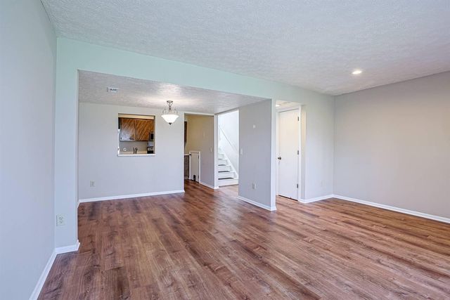 166 Steeleway Farm Court, Crestview Hills, KY 41017