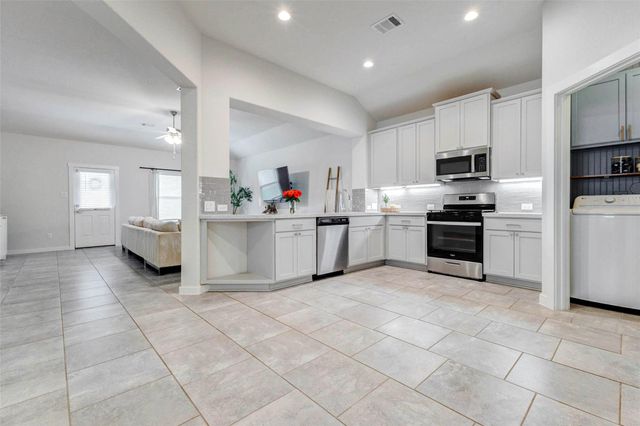 23112 Zinfandel Drive, Alvin, TX 77511