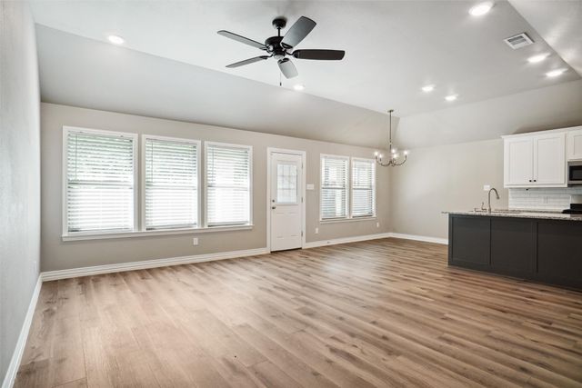 122 Elm Lane, Roanoke, TX 76262