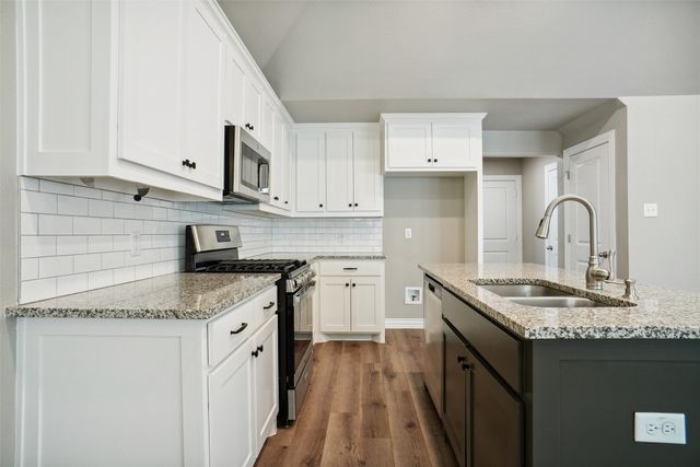 122 Elm Lane, Roanoke, TX 76262