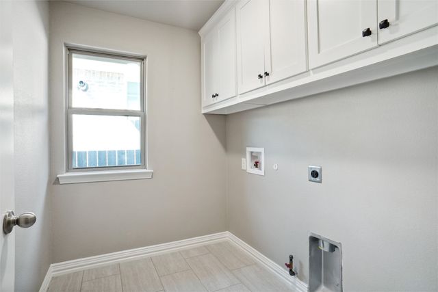 122 Elm Lane, Roanoke, TX 76262