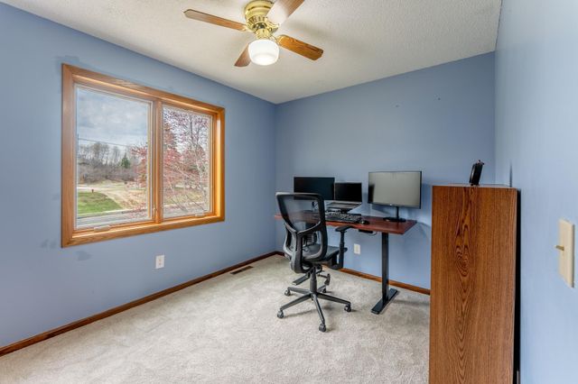 801 Gramsey Place, Burnsville, MN 55306