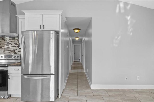 33 Meade Drive, Four Oaks, NC 27524