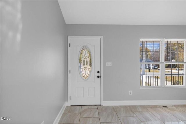 33 Meade Drive, Four Oaks, NC 27524