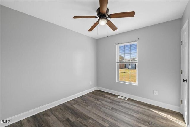 33 Meade Drive, Four Oaks, NC 27524