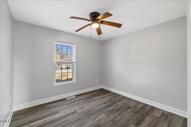 33 Meade Drive, Four Oaks, NC 27524