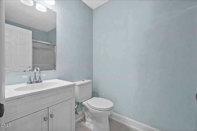 33 Meade Drive, Four Oaks, NC 27524