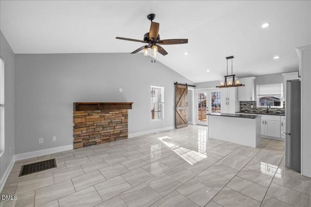 33 Meade Drive, Four Oaks, NC 27524