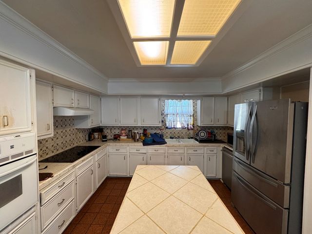 3501 S County Rd 1225, Midland, TX 79706