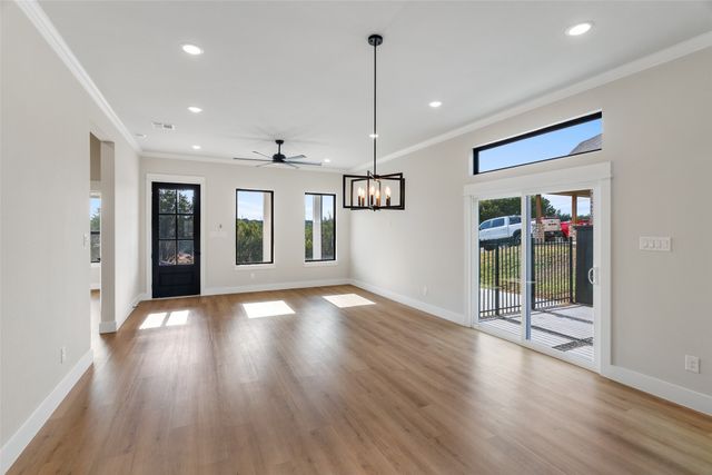 1118 Thicket Trail, Granbury, TX 76048