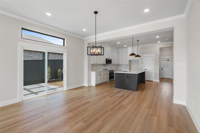 1118 Thicket Trail, Granbury, TX 76048