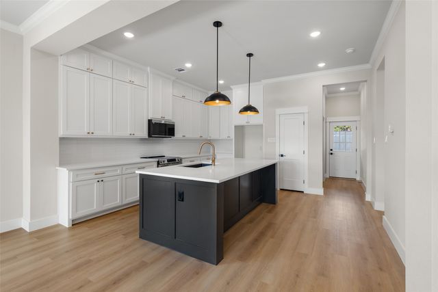 1118 Thicket Trail, Granbury, TX 76048