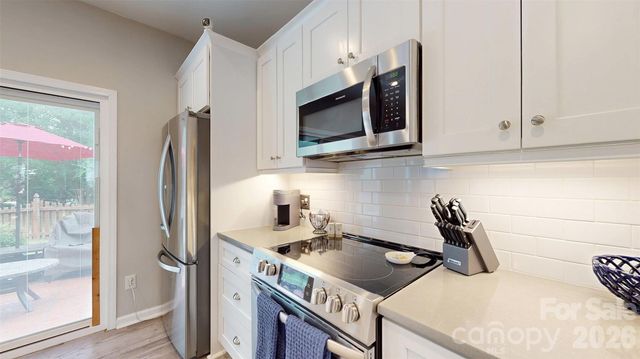 2002 Chinabrook Court, Charlotte, NC 28270