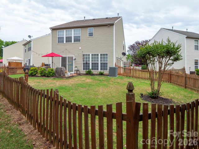 2002 Chinabrook Court, Charlotte, NC 28270
