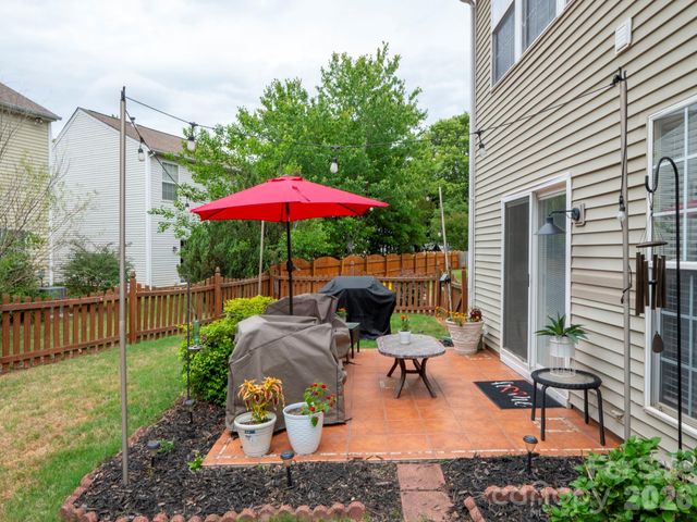 2002 Chinabrook Court, Charlotte, NC 28270