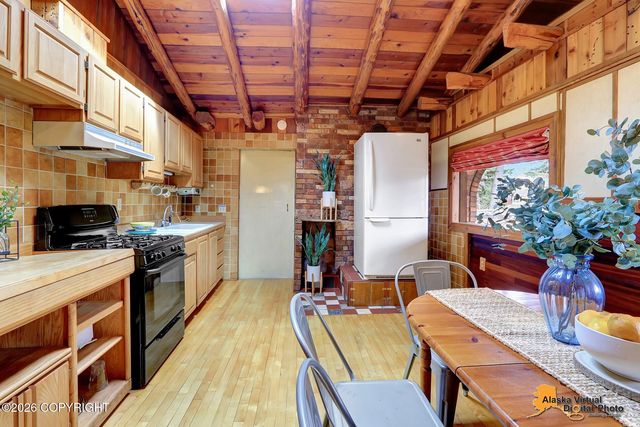 1003 W 53rd Avenue, Anchorage, AK 99518