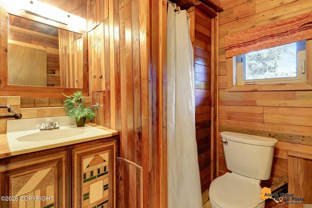 1003 W 53rd Avenue, Anchorage, AK 99518