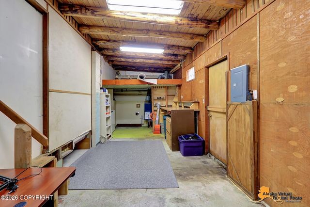 1003 W 53rd Avenue, Anchorage, AK 99518