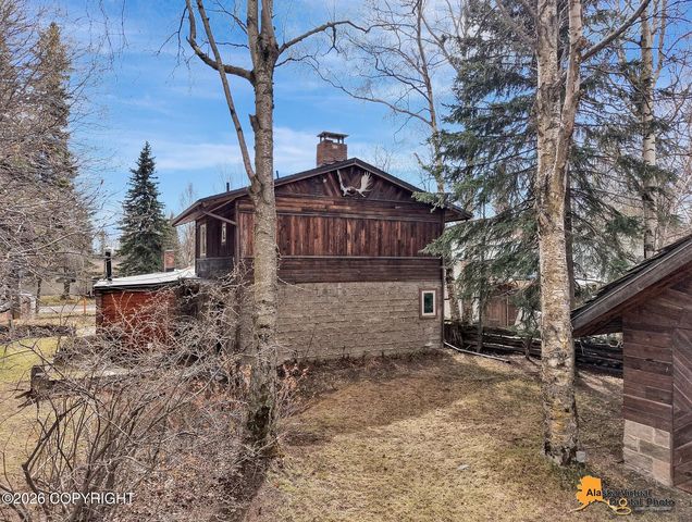 1003 W 53rd Avenue, Anchorage, AK 99518
