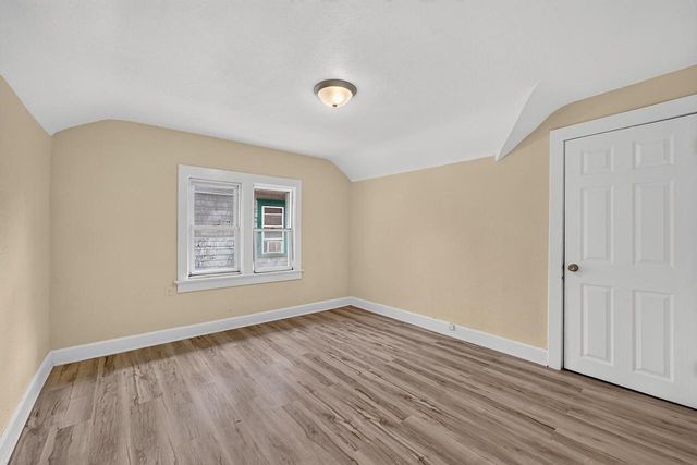 2867 N 40th STREET, Milwaukee, WI 53210