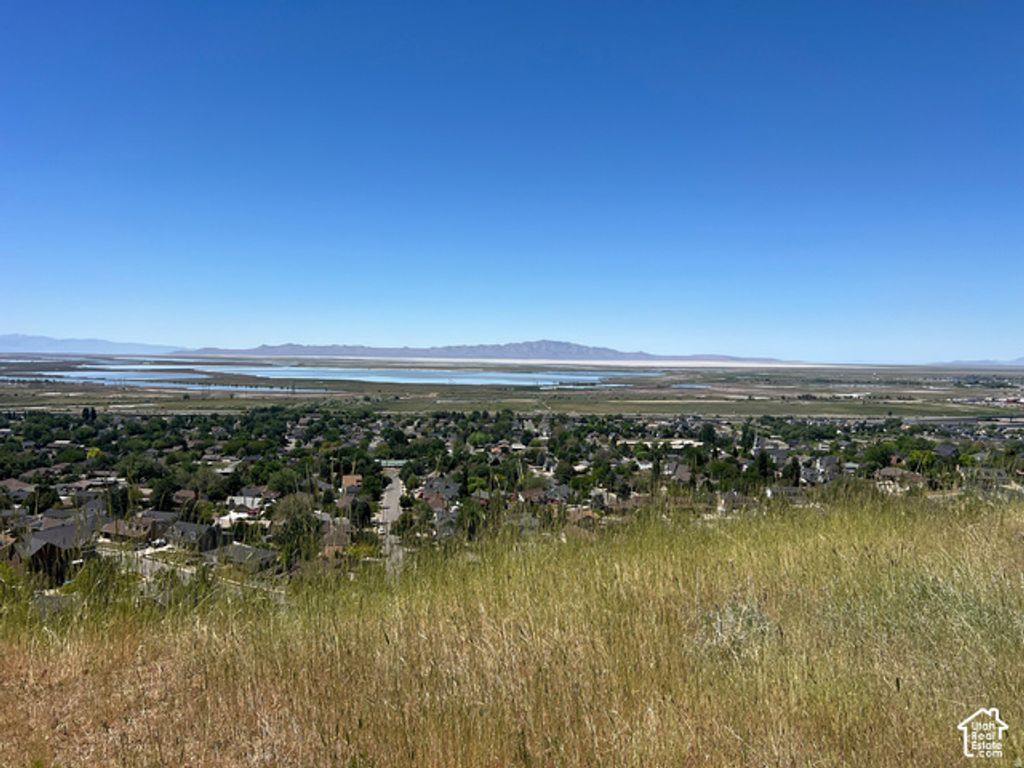 N ROLLING HILLS DR, Centerville, UT 84014