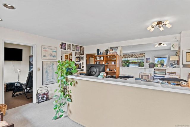 4062 Harney St, San Diego, CA 92110