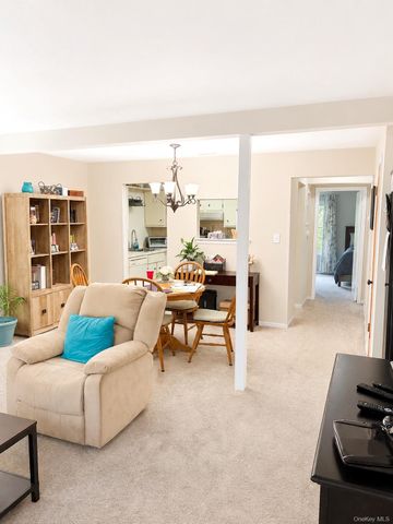 81 Rocky Point Yaphank Road 145, Rocky Point, NY 11778