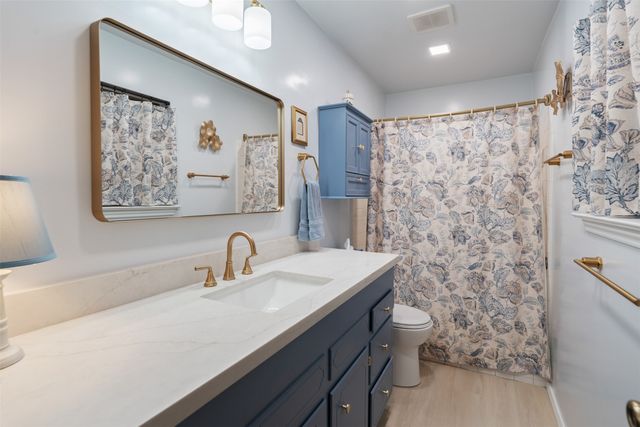 1906 Spring Valley Drive, Denton, TX 76208