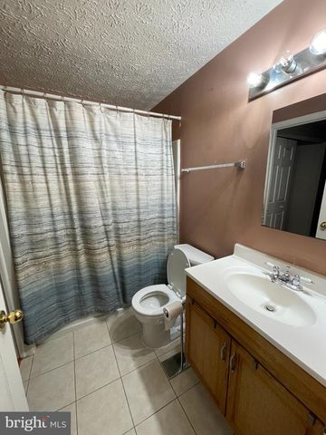 8571 BLACKFOOT CT, Lorton, VA 22079