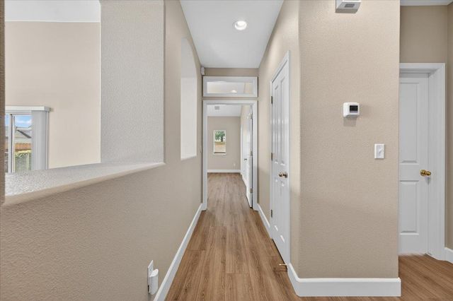 9935 N Ann Avenue, Fresno, CA 93720