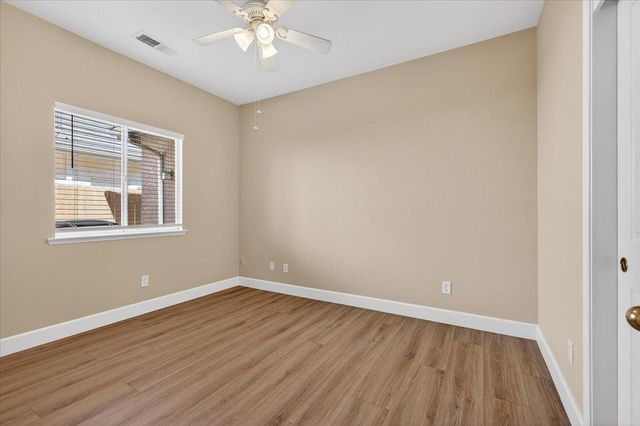 9935 N Ann Avenue, Fresno, CA 93720