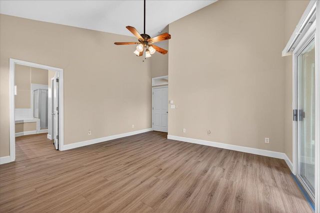 9935 N Ann Avenue, Fresno, CA 93720